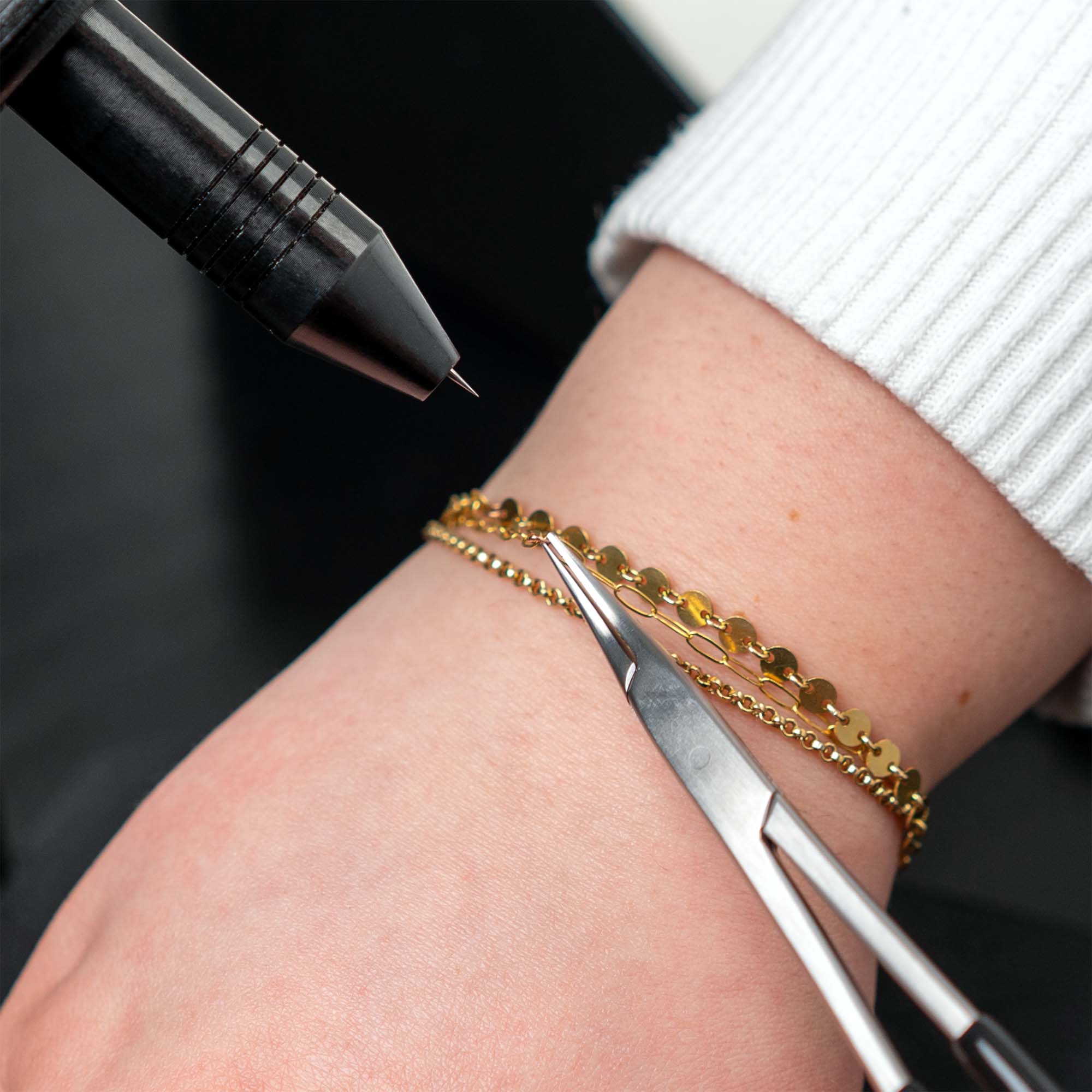 Sunstone Grounded Hemostat Locking Pliers for Your Permanent Jewelry Welder™ - Image 4